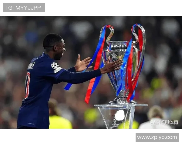 登贝莱的蜕变之路：从潜力新星到世界级足球巨星的成长历程